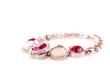 selling your jewelry is a great way to save money when updating your collection selling your jewelry is a great way to save money when updating your collection
