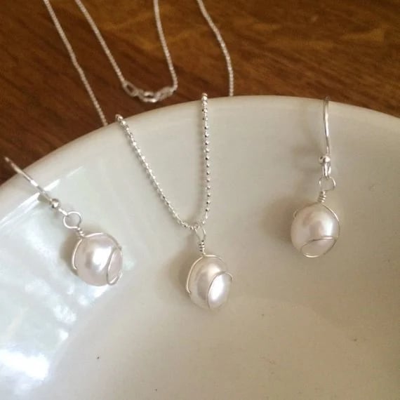 Pearls (1)