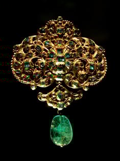 gold and emerald