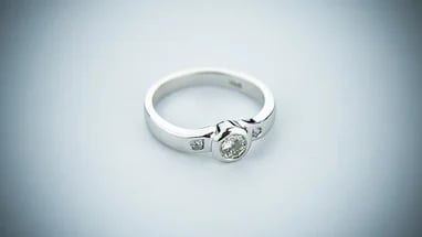 engagement-ring-2093824__340