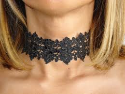 chokers rock in winter 2018 chokers rock in winter 2018