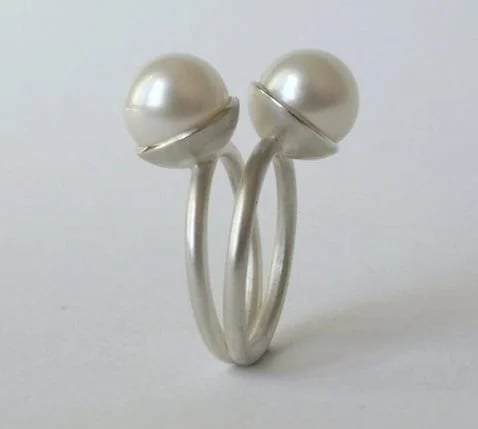 pearl__silver_ring_German_Compressed
